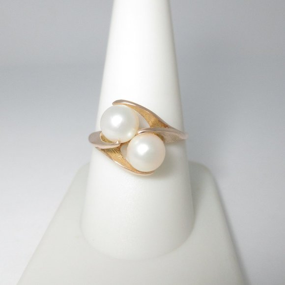 Two Pearl Ring Gold Akoya Forever Us 9 1/2